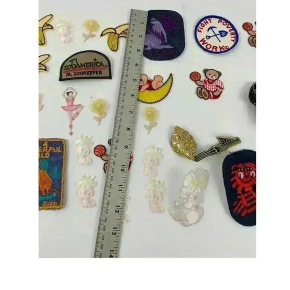 30 PC Assorted Sewing Applique Patches Iron on Sew On NEW Mixed Vintage - Picture 5 of 10
